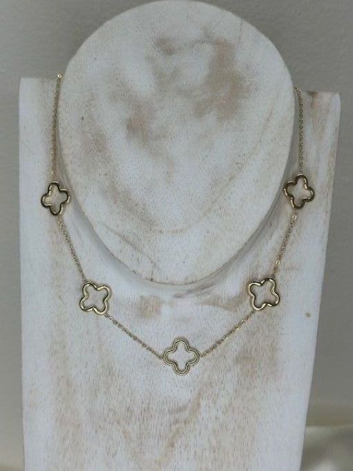 Collier court trèfles 